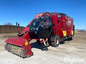 2020 Supreme International SPSL30T Self-Propelled Feed Mixer | Agriculture