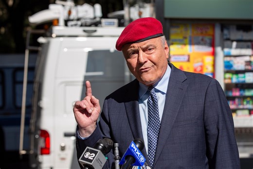 Who is NYC mayoral candidate Curtis Sliwa?