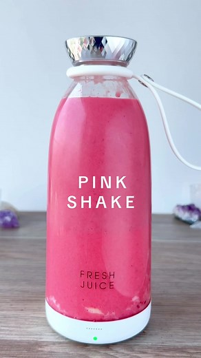 Refreshing Raspberry and Banana Smoothie Recipe