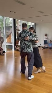Colgadas Susanne & Rafael Class Demo #tangoshow #tangosteps #tangotango #tangousa #tangoeurope #tangoistanbul #tangotraining #tangotravel #tangotrip #tango #tangodance #tangoargentino❤️ #tangolovers #tangoargentina #tangogermany #tangoberlin #tangonuevo #tangos #tangotime #tangoargentino🇦🇷 | Rafael Busch