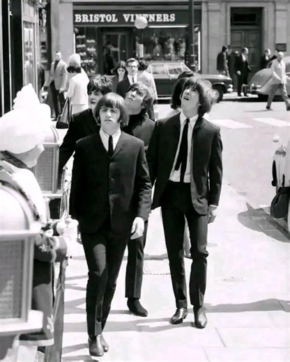 “Penny Lane”: The Beatles’ Nostalgic Tribute to Liverpool Life - Rolling Stone