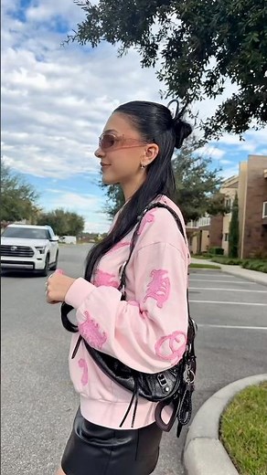 eu quando preciso retocar a maquiagem 😅