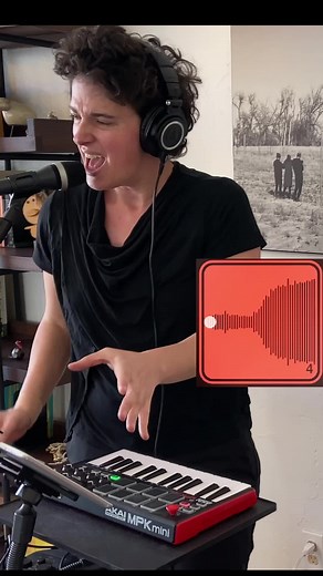 Live Vocal Manipulation with Looper | Bleass.bleass