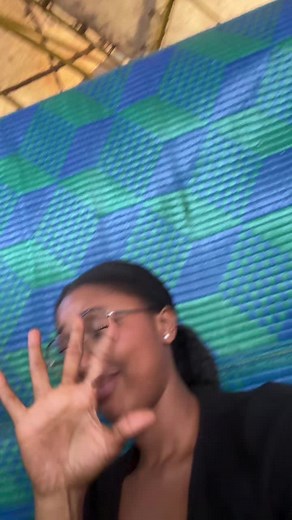 Understanding Expressive Communication Through Gestures