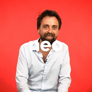 104K views · 892 reactions | Il possède des thunes, il est à l'aise financièrement, on a parlé des Suisses avec Depuis Quand - David Castello-Lopes à l'occasion du match France-Suisse !  | Neo | Facebook