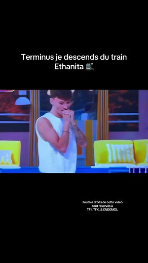 C’est le RER D votre train Ehtanita ☹️ #ethanita #secretstory #ethan #anita