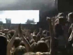 Gorillaz -19/2000 (Live at Forum)