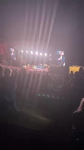 Mile High Brendan on Instagram: "Brandi Carlile at Red Rocks N3, part 2"