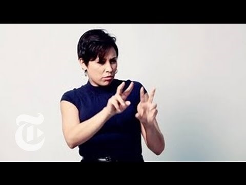 Science in Sign: Lydia Callis Interprets an Article on Scientific Signs | The New York Times
