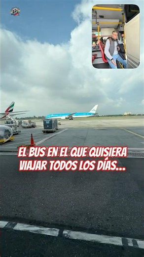 Ese sería mi bus de todos los días! #trip #travelvlog #travel #viajes #vuelo #vlog #shorts #Ecuador
