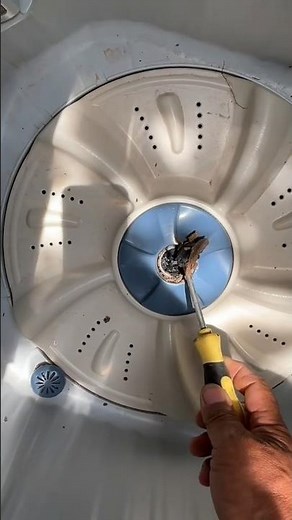 Destruction Lg washing machine with wet towel 😱