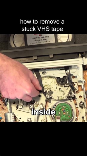 Fastest way to get a stuck VHS tape out 📼 #vcr #retro #hacks