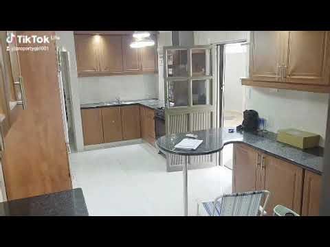 4 bedroom property for sale. Newlands West R1 450 000. Call to view 083 419 0260