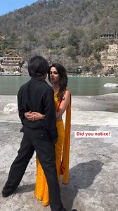 2.2K views | Aise hoti hai shooting! #bollywood #bollyeoodnews #fblifestyle #popular | Bollywood Bubble Reviews | Facebook