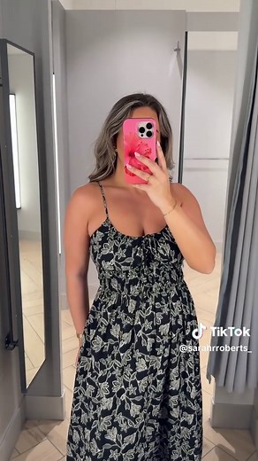 H&M ON THE MODEL VS ON A UK SIZE 10 💛🌴 everything is linked on my LTK (link in bio) a full size breakdown! Let me know your fave? 1, 2, 3, 4, 5, 6, 7 or 8? 🤭 The fit of the first and third top 👌🏼 love all the dresses too! 🥰 #hmhaul #hm #newinhm #hmnewin #holidayoutfit #summerdress #hmtryonhaul #tryonhaul #summeroutfit