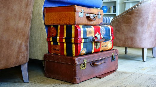 7 DIY Ways to Upcycle Vintage Suitcases | DIY Projects