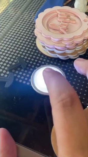 Laser engraving a canvas tote bag with the Glowforge