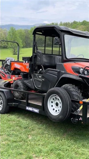 Kubota ZD1211 and Sidekick