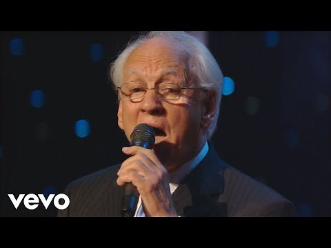 Bill & Gloria Gaither - Time Has Made a Change [Live] ft. Ben Speer, Reggie & Ladye Love Smith