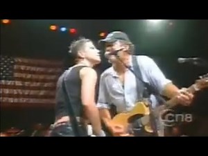 Bruce Springsteen & Joan Jett - Light of Day - Live from Red Bank, NJ (10/19/2001)