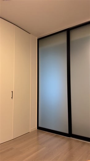 フレックスでできるだけきちんと捻るようにと、ヒットの質感を色々変えてみる事を意識してゆっくりの曲で踊ってみました。考える事が多くてうまく体が動かない💦