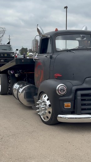 2M views · 10K reactions | This GMC COE is the perfect car hauler! #sickslammedtrucks #coetrucks #carhauler | SICK Slammed Trucks | Facebook
