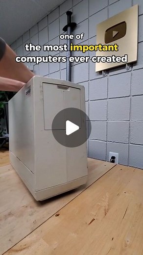 mryeester on Instagram: "this retro PC from the 1980s was part of the first wave of ibm clone personal computers that catapulted PCs into the mainstream! so neat to get hands on with one #pc #pctips #pcbuilding #mryeester"