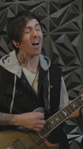 Most Energetic Performance in a Metalcore Music Video? BLOSSOMS FALL