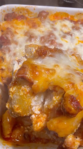 Creamy shell pasta. Give me your plate! #creamypasta #pasta #food #cooking #shorts