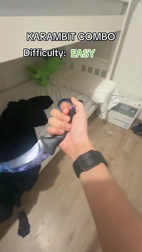 Easy Karambit Combo Tutorial