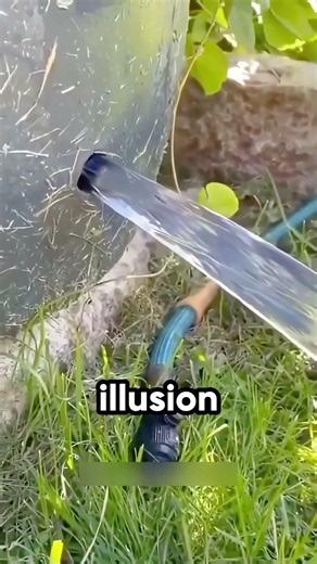 The Mesmerizing Science of Laminar Flow 🤯💧 #interesting
