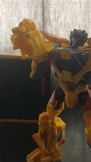 sunstreaker transformers cyber fighters