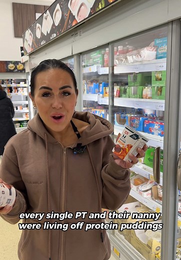 There’s absolutely nothing wrong with having a protein yogurt /moose/ pudding as part of a balanced diet! It’s a yogurt for god sake! People need to calm down ✨ Balance 80/20. #proteinpudding