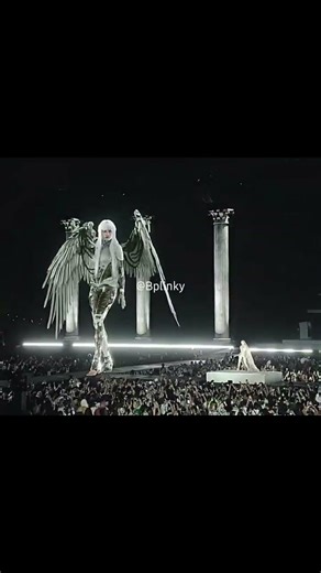LISA PERFORMING BAD ANGEL WITH ANYMA AT COACHELLA 2026