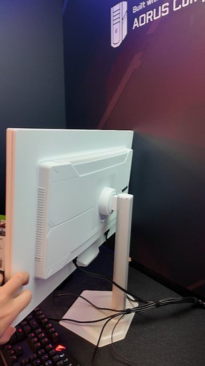 27 reactions · 4 comments | White monitors are not very common, but they do give a nice touch to a white PC build, for sure! I just wish the cables were white too . #pcmr #computex #m27upice #gigabyte #aorus | PC Master Race. | Facebook