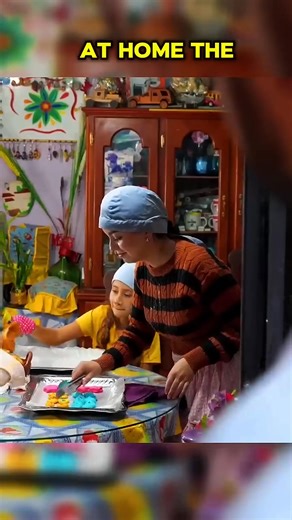 29K views · 1.2K reactions | I thought I stepped into a real Disney film 勞 #disney #disneyland #robot #viralreelschallenge2025viralreelschallengejaiviralreelschallengeviralreelschallengeviral | Every Story | Facebook