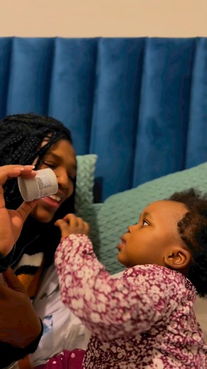 Lol 😂 my girls loving on each other 🥹🥹💕kisses and hugs all the way❤️ #khums_na_siya #thesikhwarifamily #blogger #thesikhwari #fyp #family | the_sikhwari_family