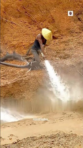 The Amazing Process of Finding Gold in Dirt 😱