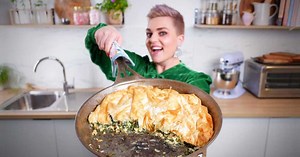 9Honey's Every Day Kitchen cook-along: Lazy one-pan spinach pie, with super crispy top