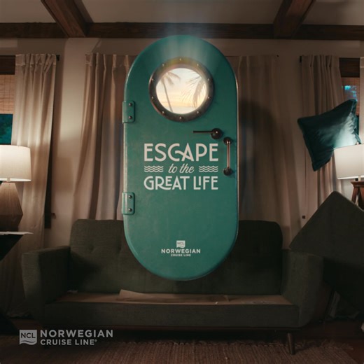 More than a private island – it’s The Great Life on Great Stirrup Cay. Experience it with your family only with NCL. | Norwegian Cruise Line