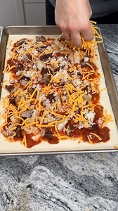 46K views · 981 reactions | Sheet pan breakfast pizza  video by Kyle Istook | Foodie's Time | Facebook