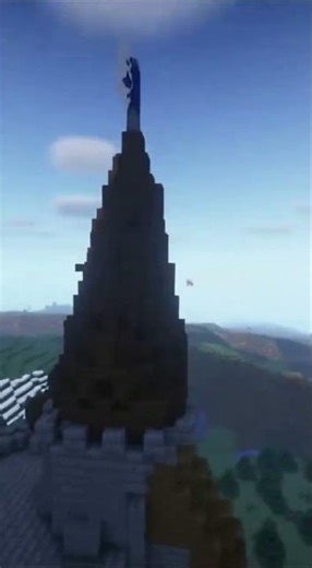 Making a castle in Minecraft #shorts #minecraft