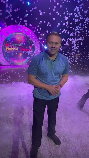 Gazillion Bubbles at Dollywood! #bubbles #gazillionbubbles | Kyle Grainger WVLT