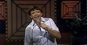 "Garabato colorado", "Adiós Superman" y las canciones que inmortalizaron a Chabelo