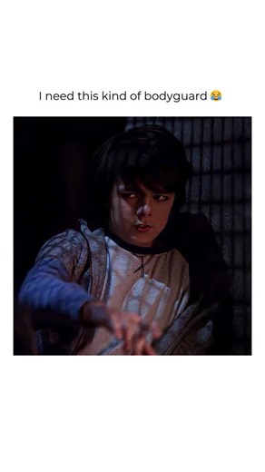 Show Snippets | The Strain (2014–2017) – A mysterious viral outbreak in New York City turns victims into aggressive, parasitic vampires. As society begins... | Instagram