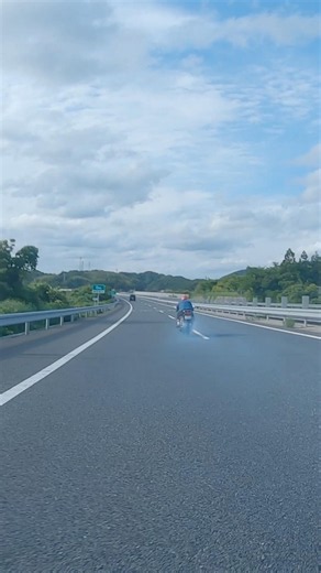 白煙全開！2スト マッハ500の爆裂加速 #マッハ #マッハ500 #2stroke #白煙