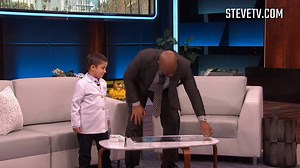 When my friend Jojo told the audience to stop clapping, I just about fell out of my seat... this kid is hilarious. http://stevetv.com/clip/8-year-old-jojo-s-science-experiments-will-make-you-think-it-s-magic | Steve Harvey