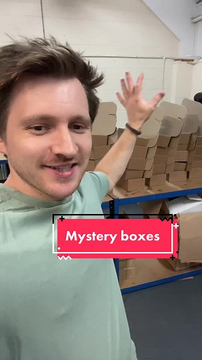 Perfectly regular Mystery boxes 🙌🏻 #teddyevascents #mysterybox