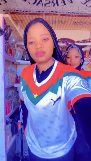 Vidéos de la princesse💋💋 Estelle ❤️❤️ (@la.princesse.estel) avec son original - dj💫 le 💫remixeur🌟1er