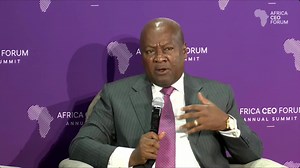 Ghana's Mahama Encourages Investors to Scale Up Oil Extraction